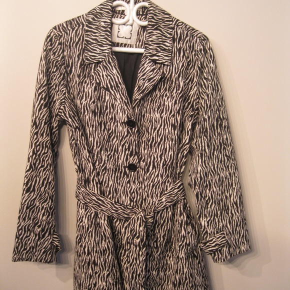 Liz Claiborne Animal Print Coat Medium - Picture 3 of 8